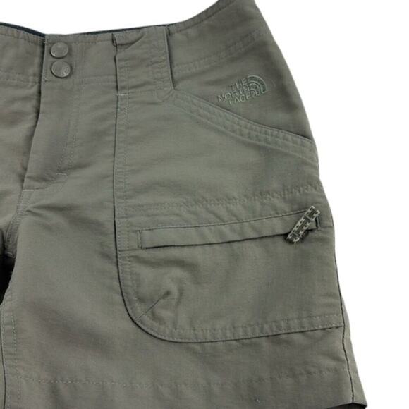 The North Face Shorts Olive Green Women’s Size 4 - Picture 7 of 10